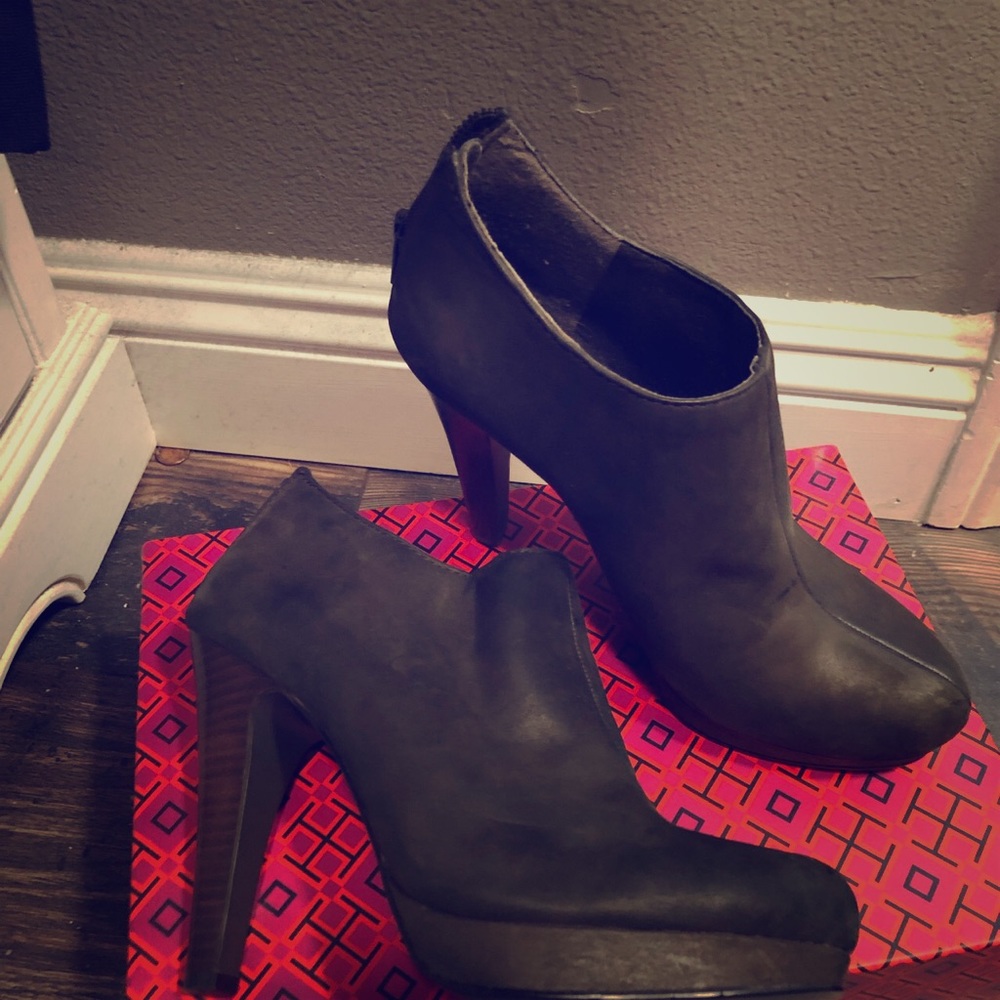 High heel booties